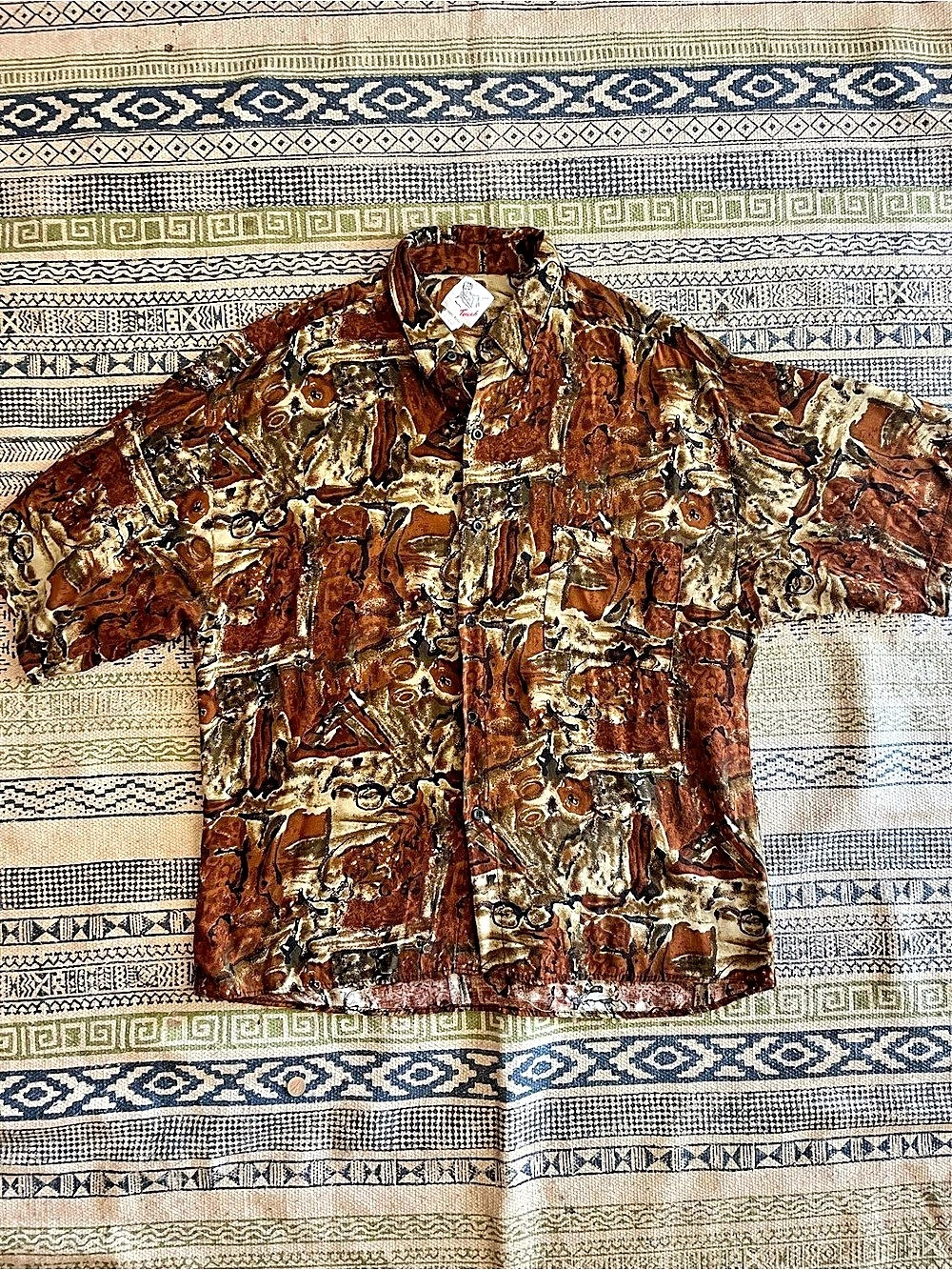 Touch Abstract Button Down Shirt XL